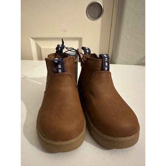 Cat and Jack Toddler Lucas Chelsea Boots size 5T NWT - Picture 3 of 7